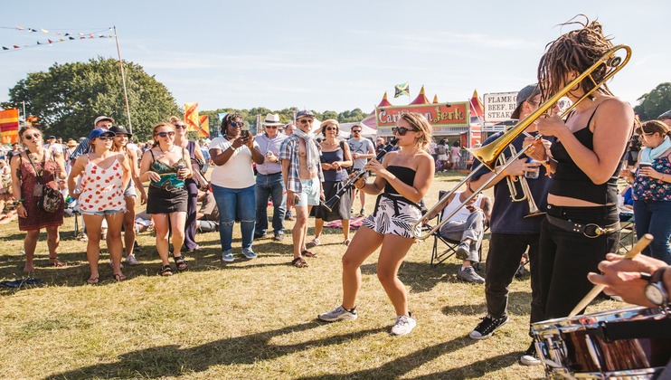 Love Supreme Festival - people playing jazz and dancing