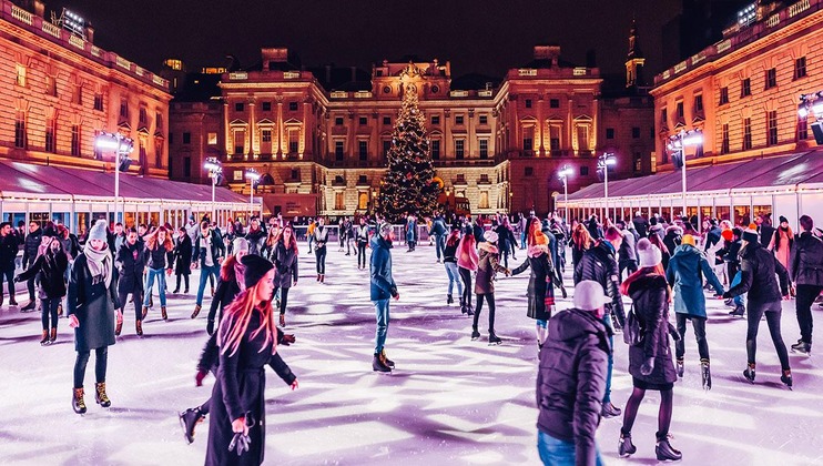 Somerset-House---14th-December-2018-by-Luke-Dyson